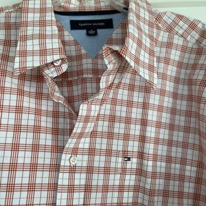 Tommy Hilfiger Men’s XL Plaid dress shirt